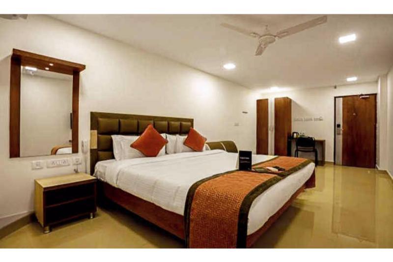 Venture Park, Omr, Thoraipakkam, Chennai Hotel Exterior foto