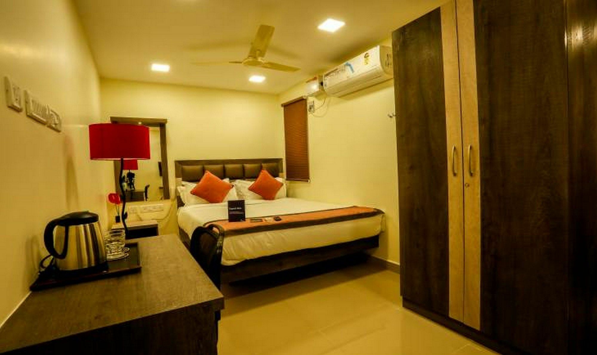 Venture Park, Omr, Thoraipakkam, Chennai Hotel Exterior foto